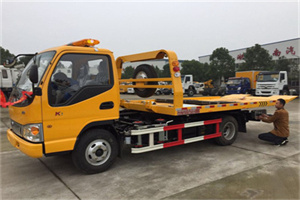 依安哪里有拖车服务